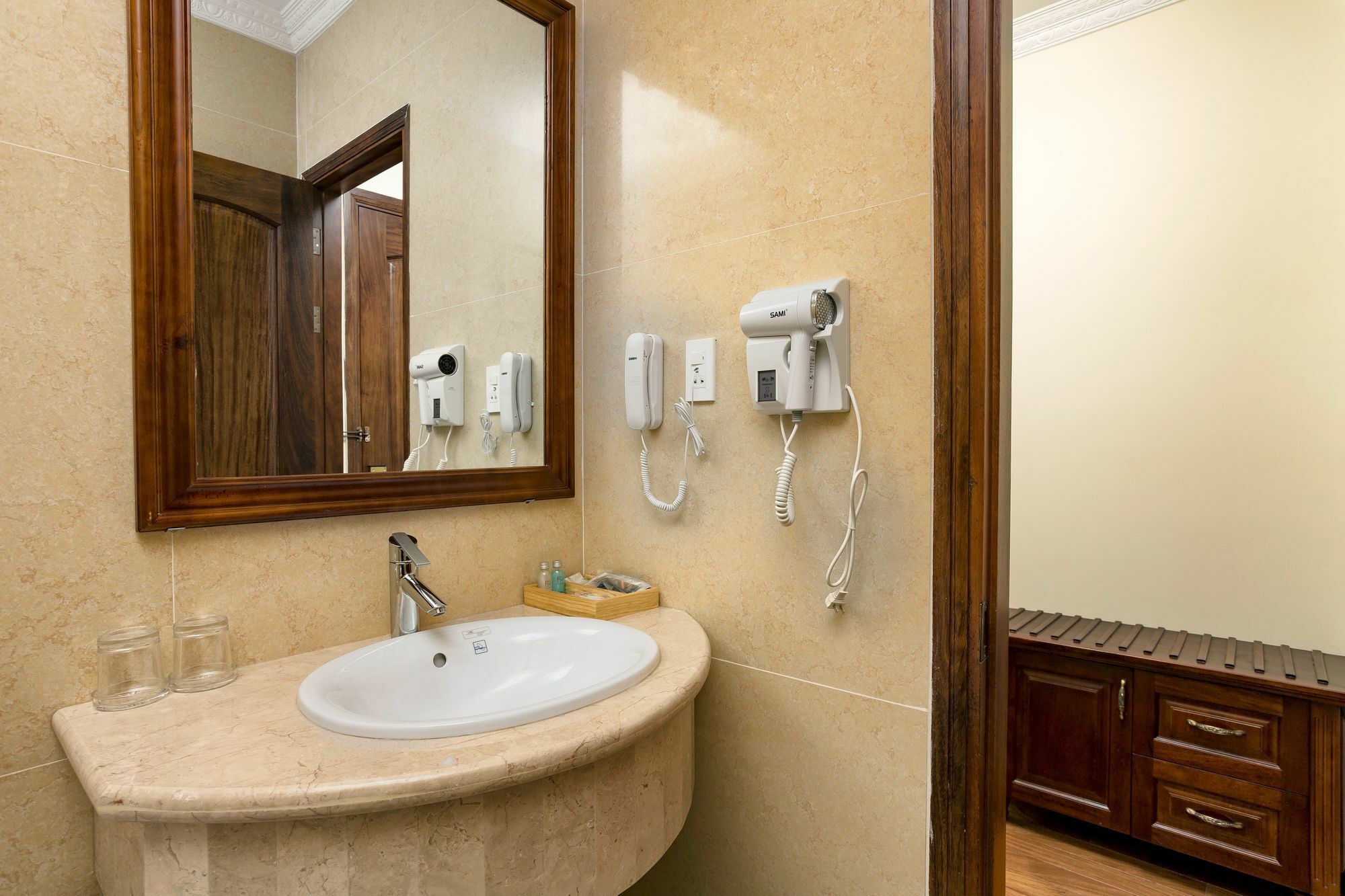 Lam Anh Luxury Hotel Dalat Exteriör bild
